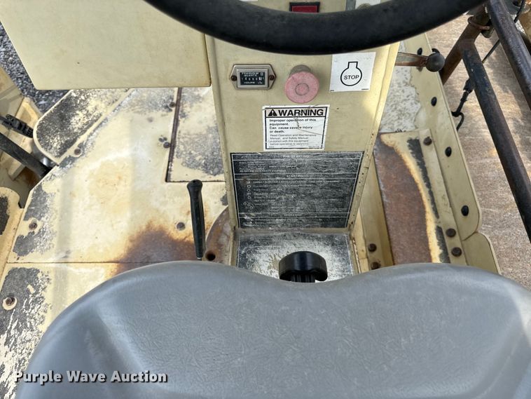 image for item DS5566 2000 Ingersoll Rand  DD 90HF  double drum vibratory roller