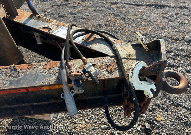 image for item DS5568 2007 Felling  DA242 equipment trailer