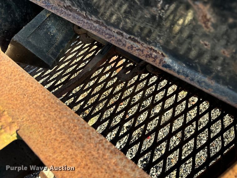 image for item DS5568 2007 Felling  DA242 equipment trailer