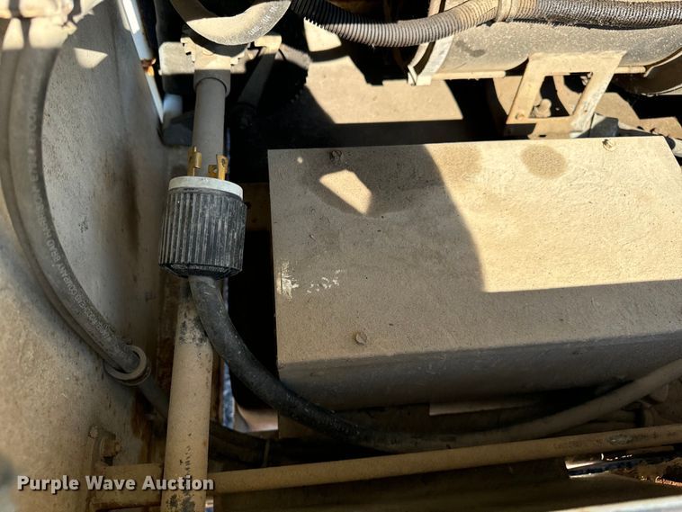 image for item DS5569 Amida  AL4060D-4MH light plant