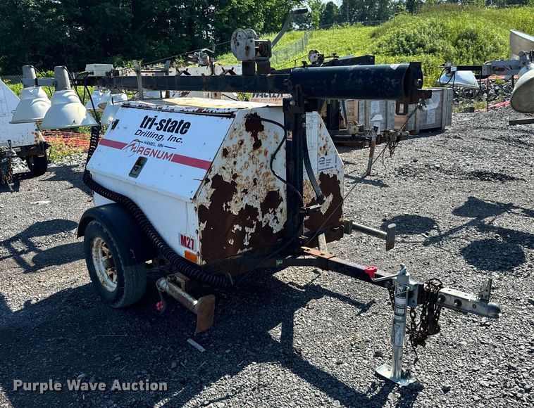 image for item DS5570 Magnum MLT4060MMH light plant