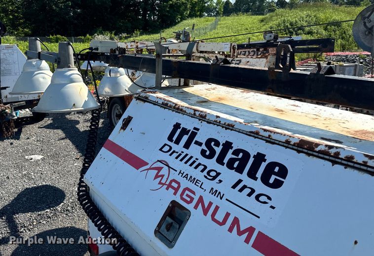 image for item DS5570 Magnum MLT4060MMH light plant