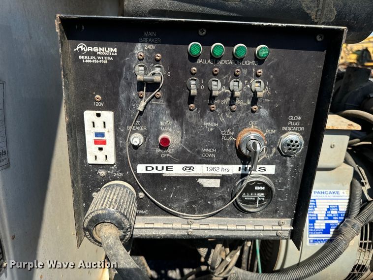 image for item DS5570 Magnum MLT4060MMH light plant