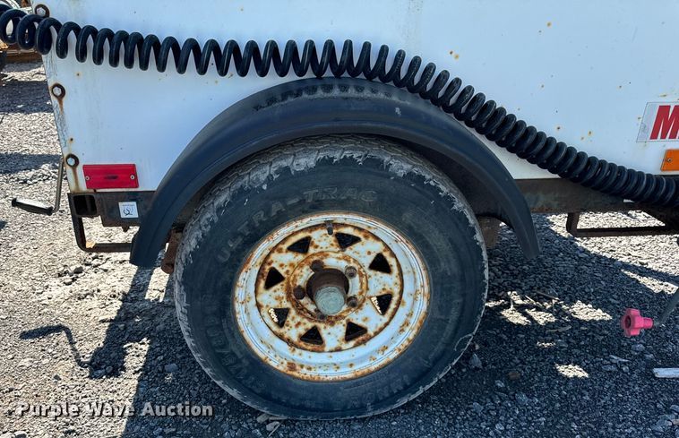 image for item DS5570 Magnum MLT4060MMH light plant