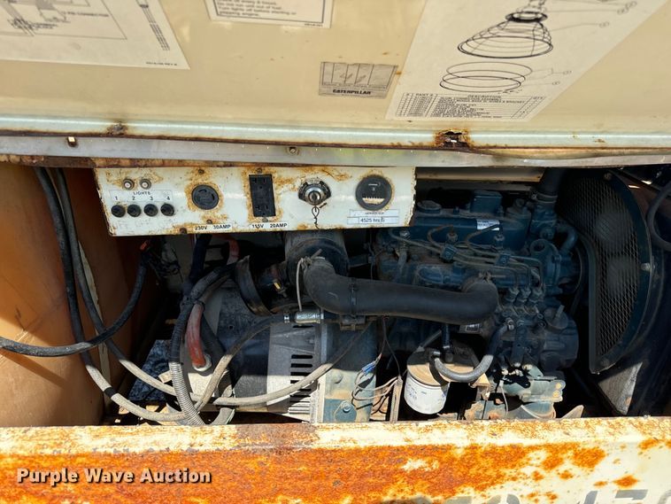 image for item DS5572 Coleman  MH4000RL light plant