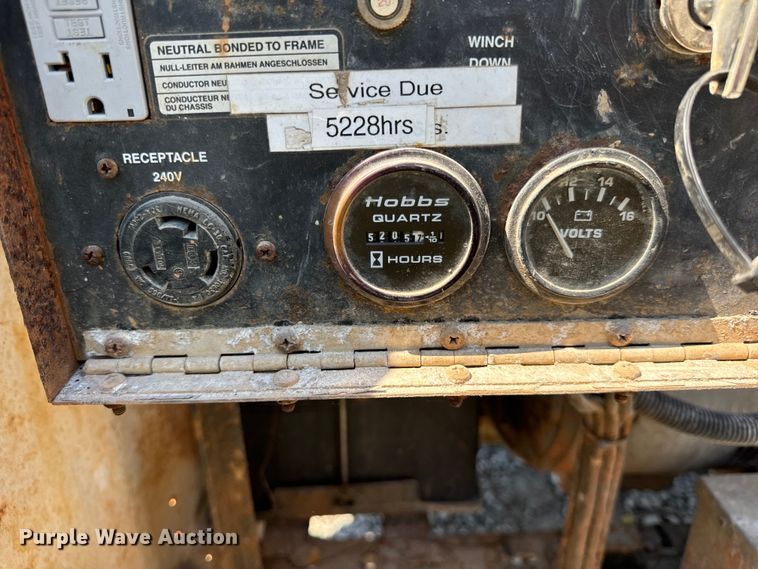 image for item DS5574 Magnum 4060MH light plant