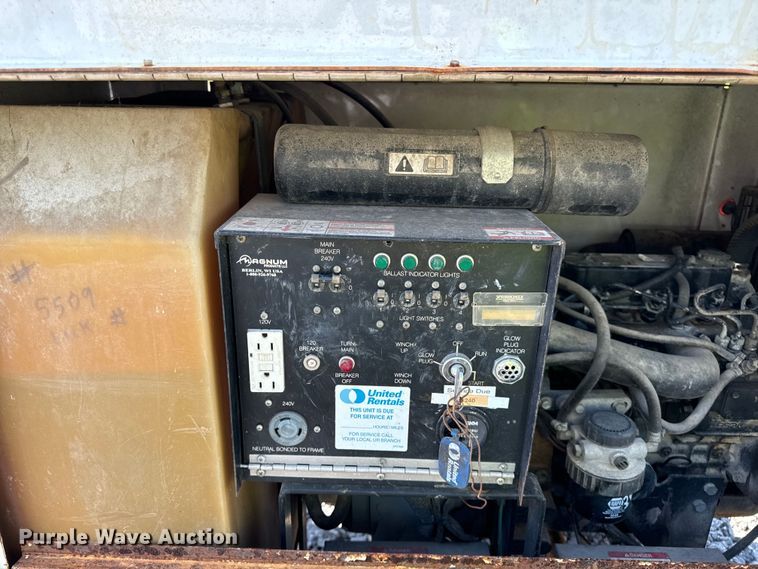 image for item DS5576 Magnum  LT3060MMH light plant