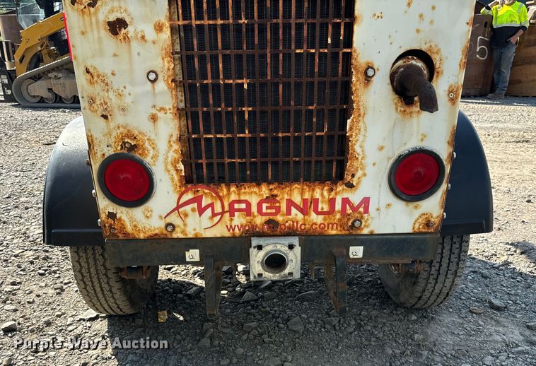 image for item DS5578 Magnum MLT3060MMH light plant