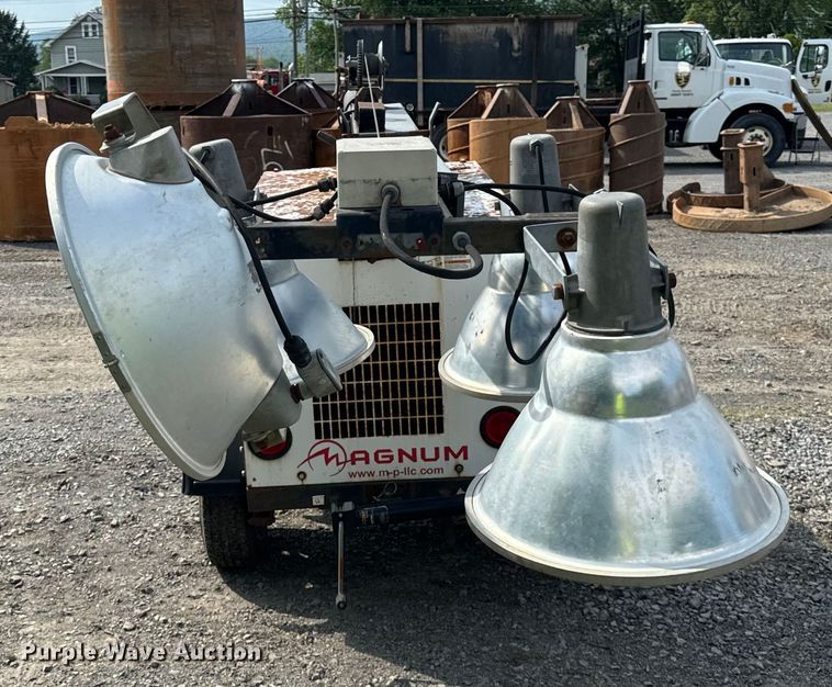 image for item DS5579 Magnum  MT3060MMH light plant