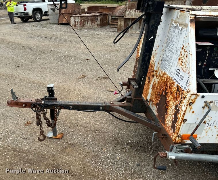 image for item DS5581 2004 Magnum  MLT4060MMH light plant