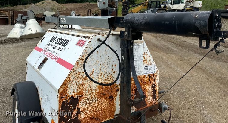 image for item DS5581 2004 Magnum  MLT4060MMH light plant