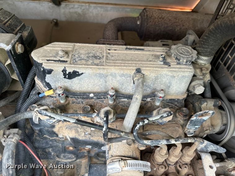 image for item DS5581 2004 Magnum  MLT4060MMH light plant