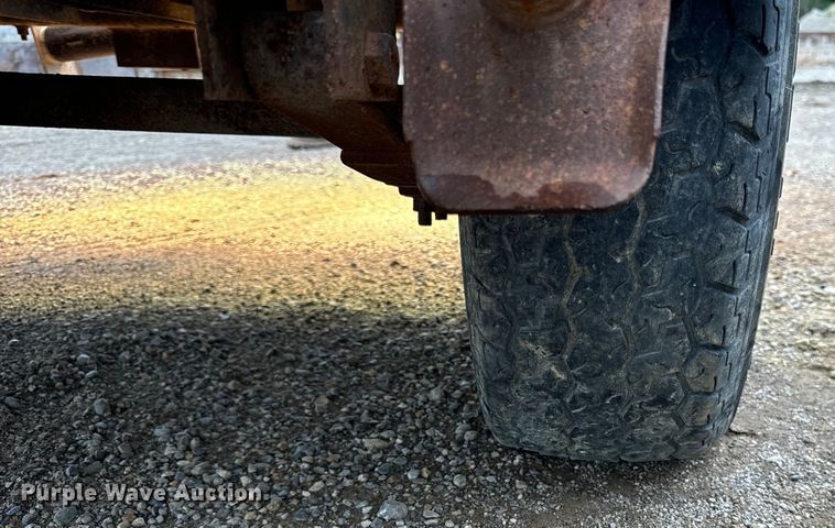 image for item DS5581 2004 Magnum  MLT4060MMH light plant