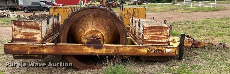 image for item DS6757 Hyster grid roller