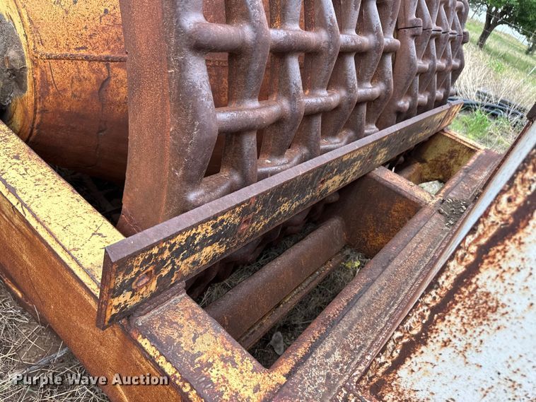 image for item DS6757 Hyster grid roller