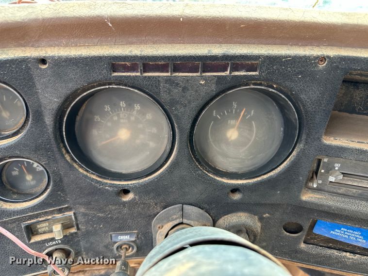 image for item DS6775 1980 Chevrolet 60 dump truck