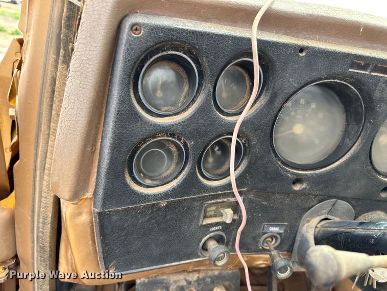 image for item DS6775 1980 Chevrolet 60 dump truck