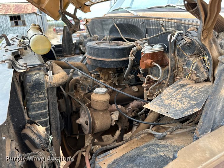 image for item DS6775 1980 Chevrolet 60 dump truck