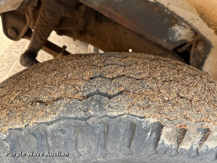 image for item DS6775 1980 Chevrolet 60 dump truck