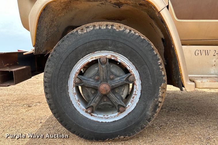 image for item DS6775 1980 Chevrolet 60 dump truck