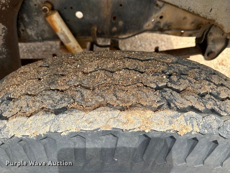 image for item DS6775 1980 Chevrolet 60 dump truck