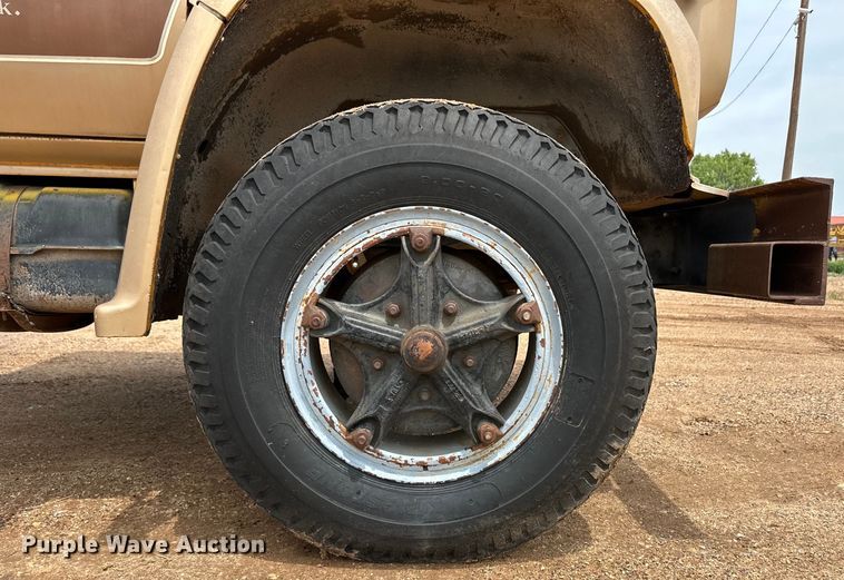 image for item DS6775 1980 Chevrolet 60 dump truck