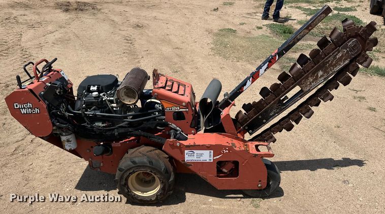 image for item DS6788 2012 Ditch Witch RT24 trencher