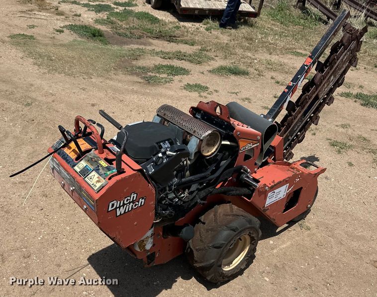 image for item DS6788 2012 Ditch Witch RT24 trencher