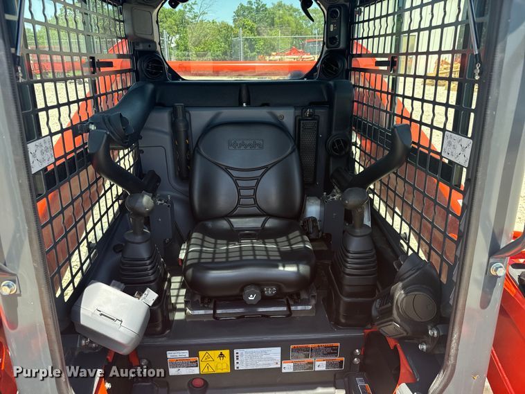 image for item DS7498 2022 Kubota  SSV65 skid steer loader