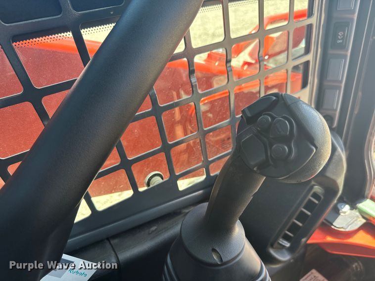 image for item DS7498 2022 Kubota  SSV65 skid steer loader
