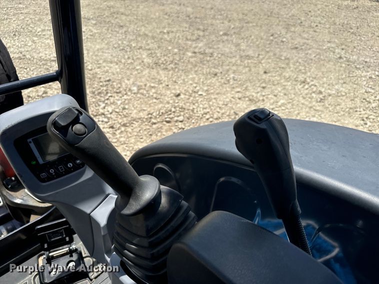 image for item DS7499 2020 Kubota KX033-4 mini excavator