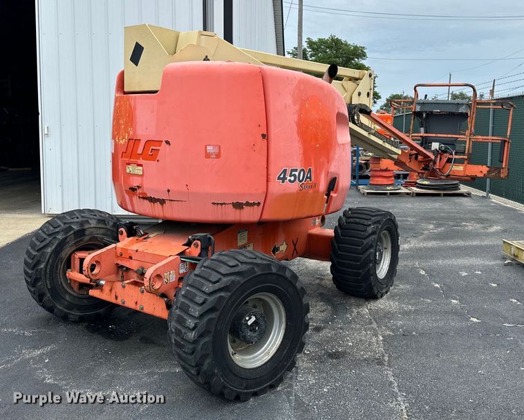 image for item DV5775 2003 JLG 450A series II boom lift