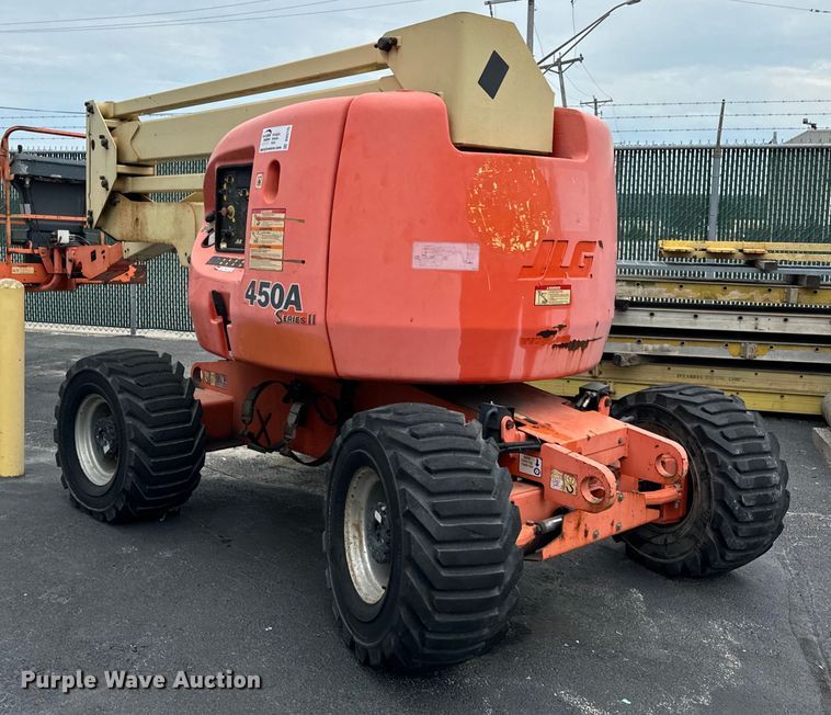 image for item DV5775 2003 JLG 450A series II boom lift