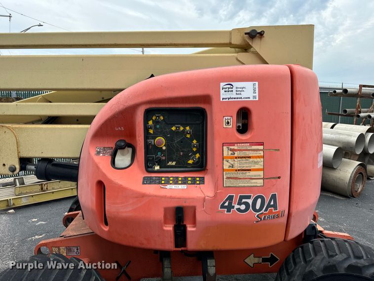 image for item DV5775 2003 JLG 450A series II boom lift