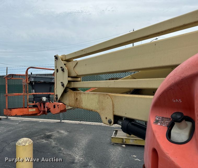 image for item DV5775 2003 JLG 450A series II boom lift