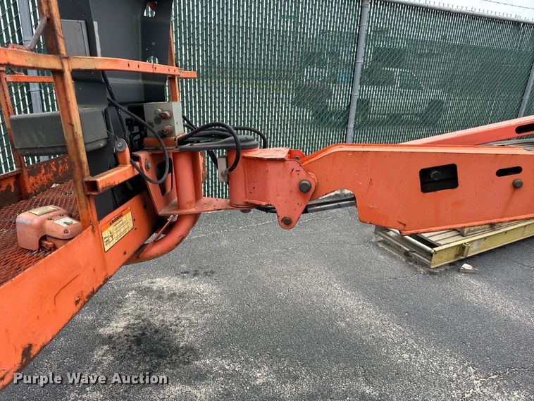 image for item DV5775 2003 JLG 450A series II boom lift