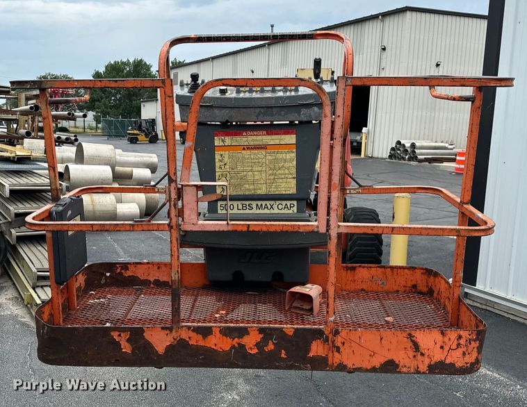 image for item DV5775 2003 JLG 450A series II boom lift
