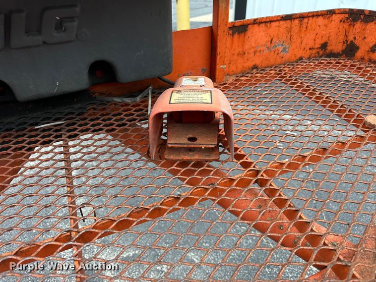 image for item DV5775 2003 JLG 450A series II boom lift