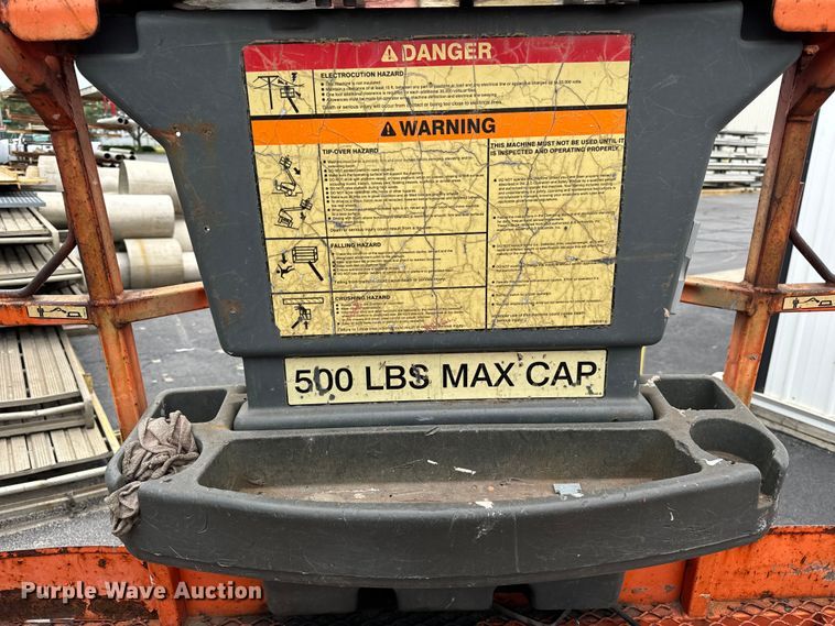 image for item DV5775 2003 JLG 450A series II boom lift