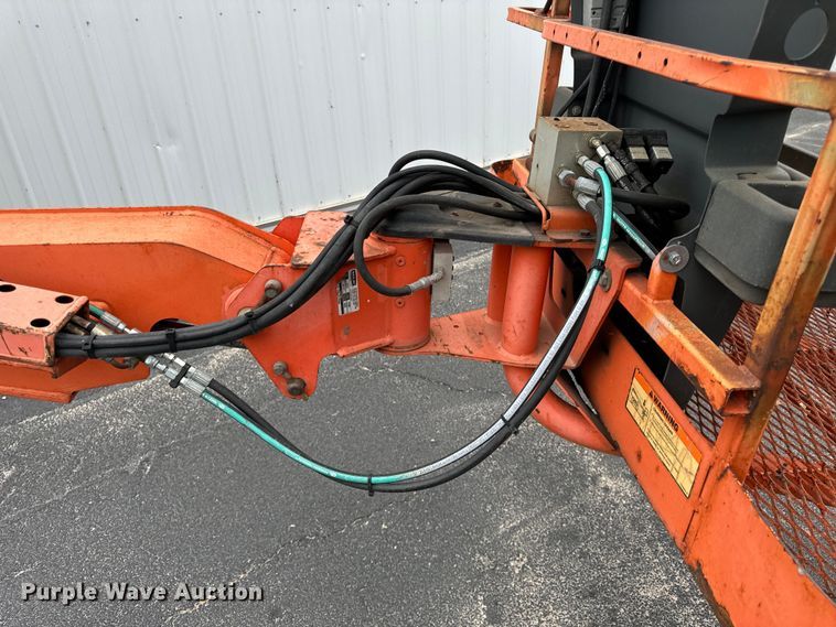 image for item DV5775 2003 JLG 450A series II boom lift
