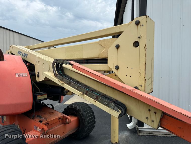 image for item DV5775 2003 JLG 450A series II boom lift