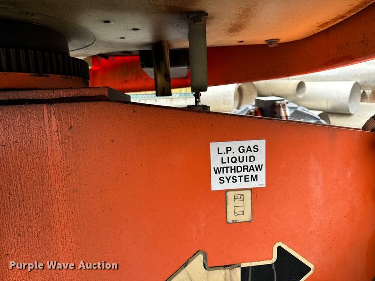 image for item DV5775 2003 JLG 450A series II boom lift