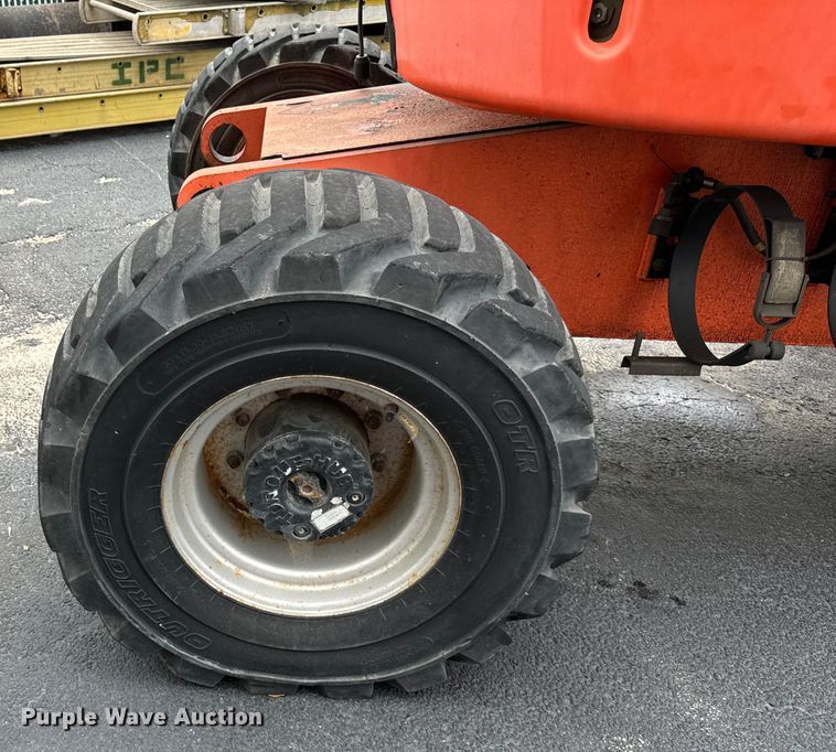 image for item DV5775 2003 JLG 450A series II boom lift