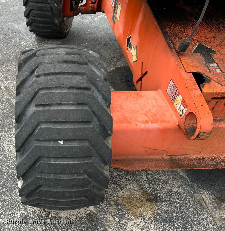 image for item DV5775 2003 JLG 450A series II boom lift