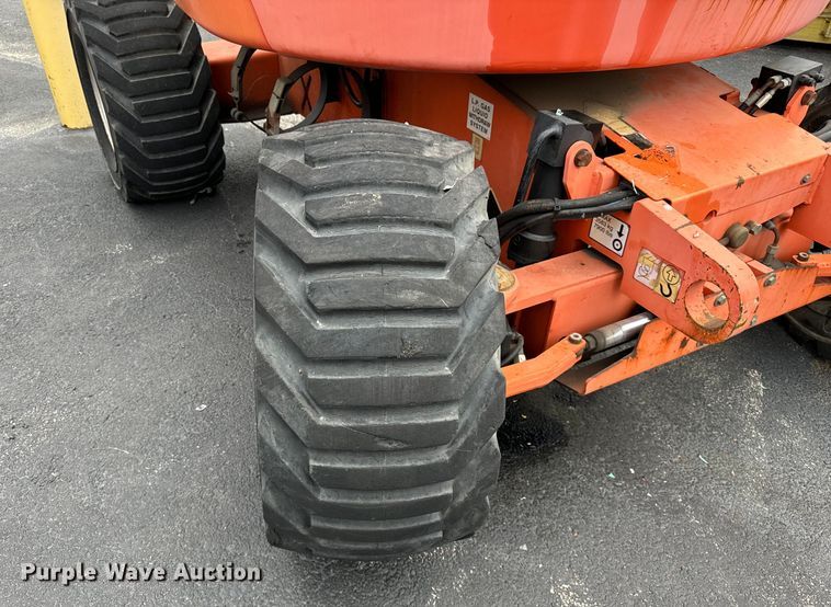 image for item DV5775 2003 JLG 450A series II boom lift