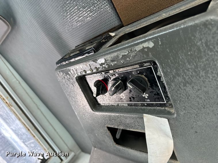 image for item DV5780 Elgin  Pelican  street sweeper