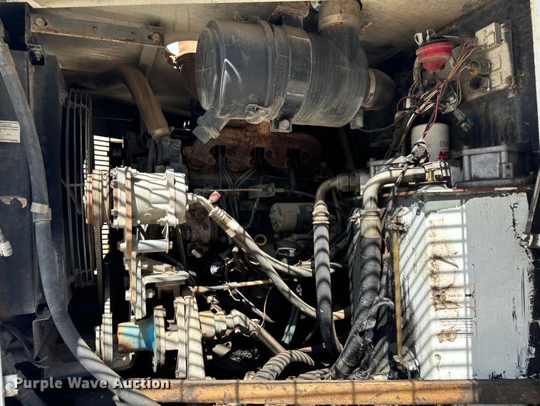 image for item DV5780 Elgin  Pelican  street sweeper