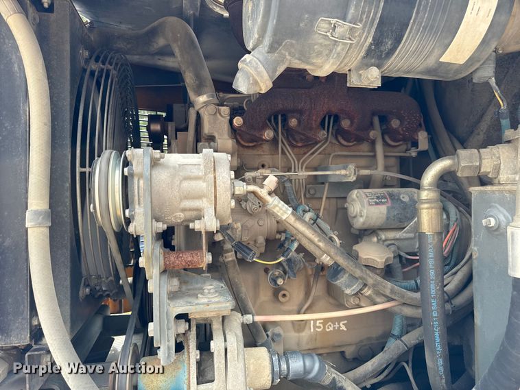 image for item DV5782 2000 Elgin  Pelican  street sweeper