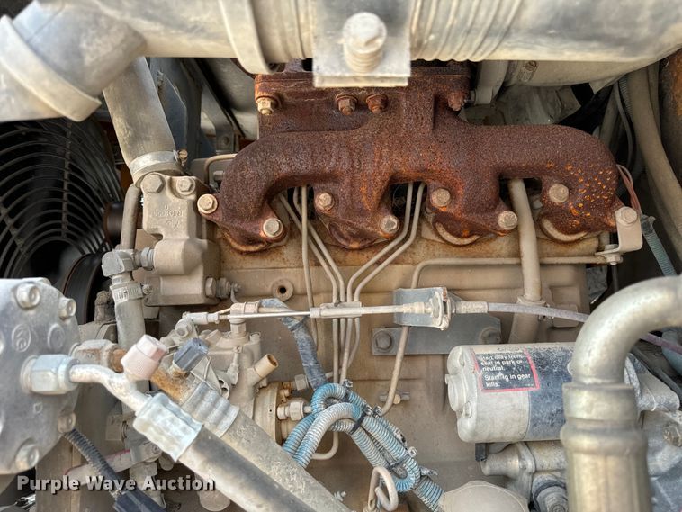 image for item DV5782 2000 Elgin  Pelican  street sweeper