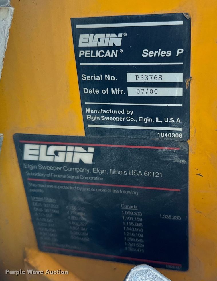 image for item DV5782 2000 Elgin  Pelican  street sweeper